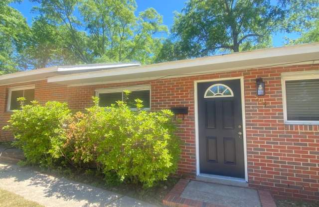 Newly Renovated! Short-term lease only! photos photos