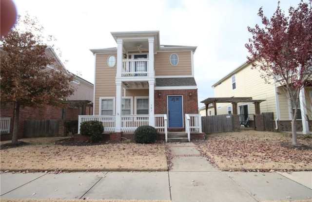 Available June 1st! 3-Bedroom, 2.5-Bathroom Home in Rupple Row photos photos