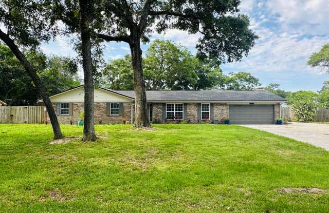 Spacious 6-Bedroom Rental in Spanish Point – Ideal for Multi-Generational Living or Roommates! photos photos