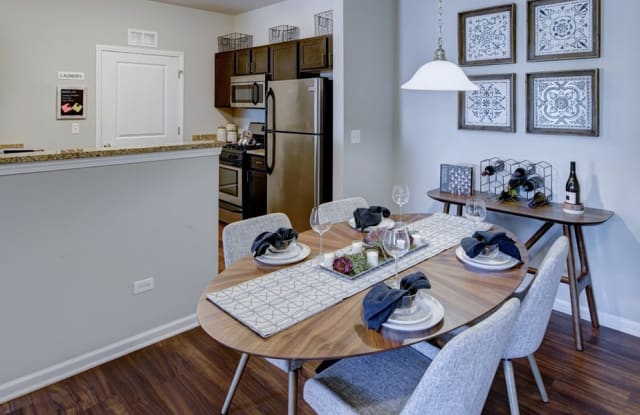 Algonquin Square Apartments Gallery 2