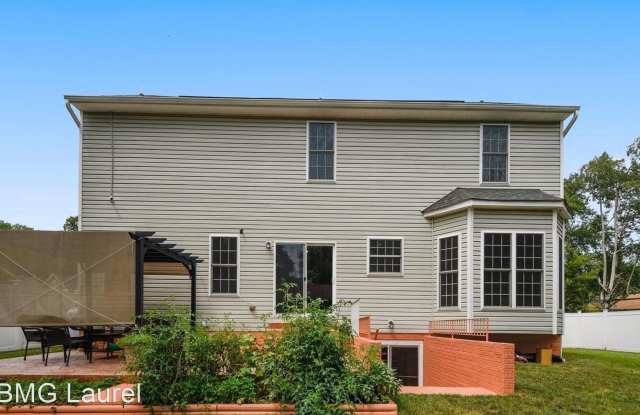 301 Robert Price Court Gallery 2