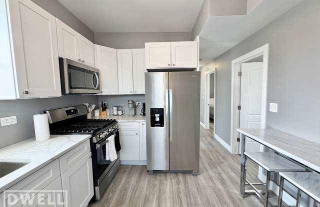 1747 N Spaulding Ave - 1747 North Spaulding Avenue, Chicago, IL 60647