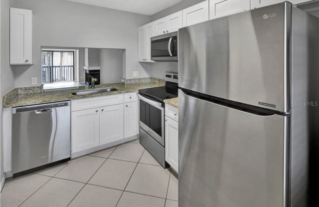 1918 PELICAN LANDING BOULEVARD - 1918 Pelican Landing Boulevard, Feather Sound, FL 33762