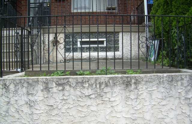 996 ANCHOR Street photos photos