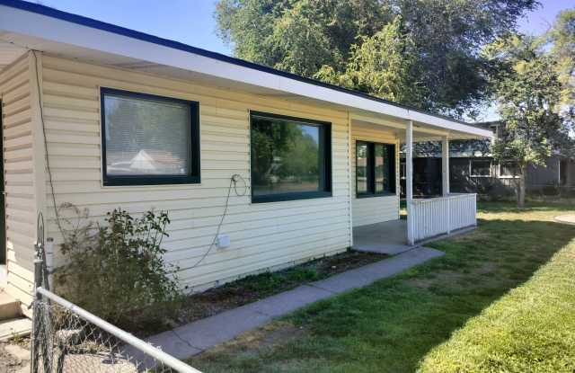 475 N 15th East photos photos