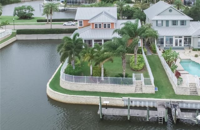 454 ISLEBAY DRIVE - 454 Islebay Drive, Apollo Beach, FL 33572