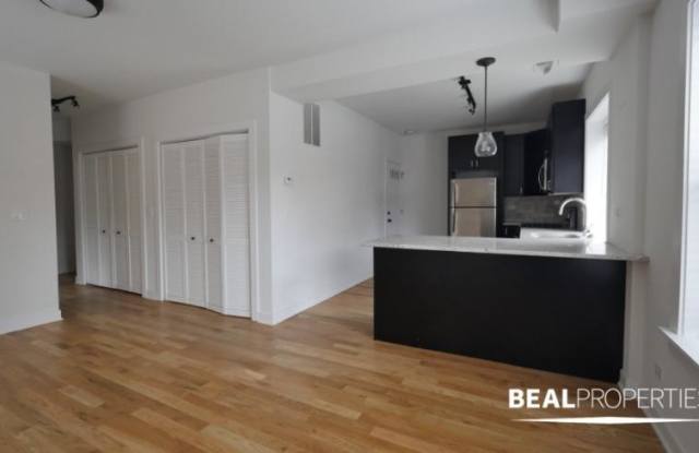 2205 W Eastwood photos photos