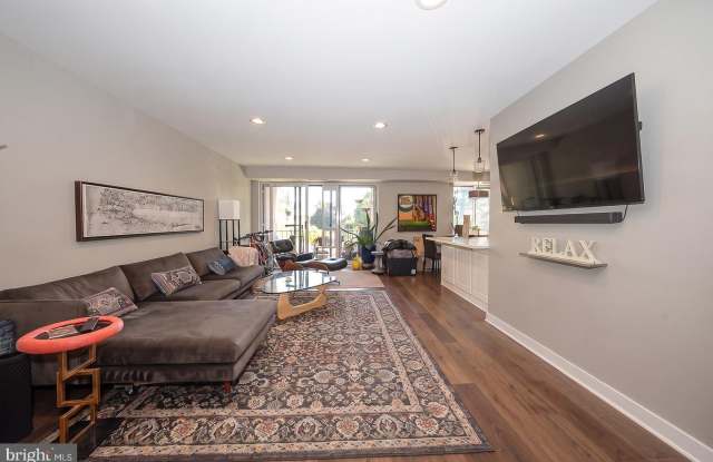 1650 OAKWOOD Drive Gallery 4