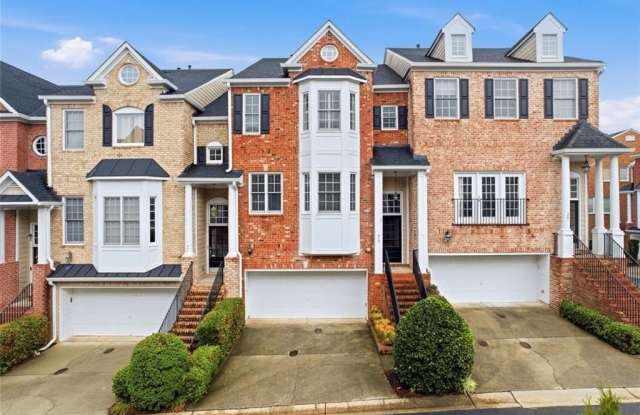 319 Creekbank Way SE Gallery 1
