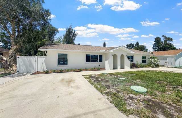 18660 Miami Boulevard photos photos