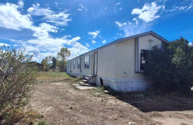 3 Bedroom 2 full bath in Antelope Hills Gallery 1