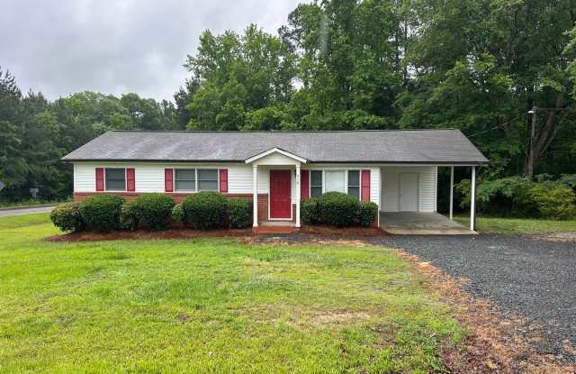 3 Bedroom Ranch Style House With Carport in Creedmoor, NC photos photos