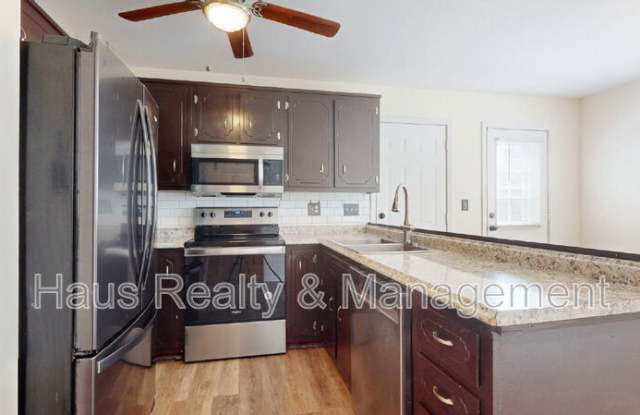 3248 North Senseney Circle Gallery 3