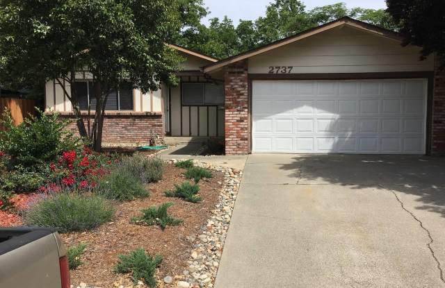 Lovely 3 bedroom/2 bathroom home in East Davis photos photos