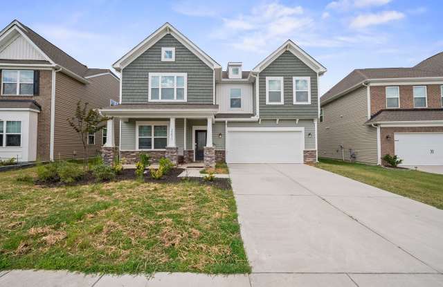 Stunning New Home in Enclave section Chateau photos photos