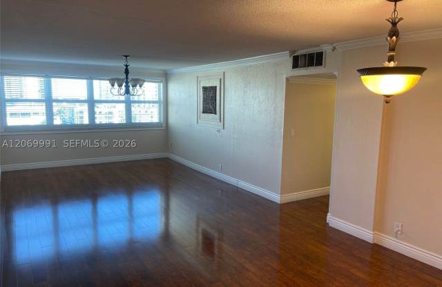 111 Golden Isles Dr Gallery 3