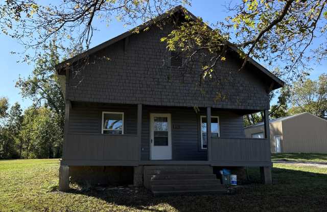 836 East 10th Street photos photos