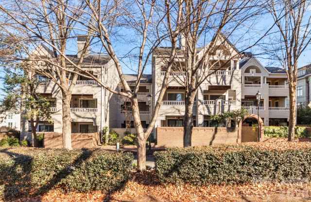 212 W 10th Street unit: 4 photos photos