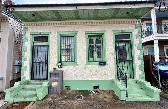 2332 IBERVILLE Street Gallery 1