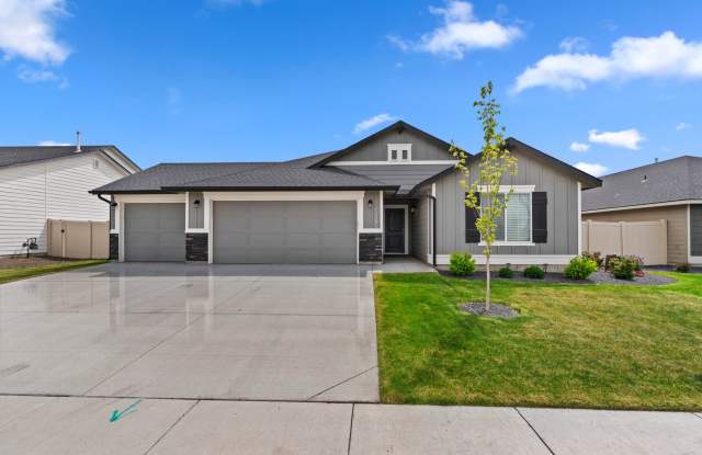 Available Now! 4b/2b Meridian Home photos photos
