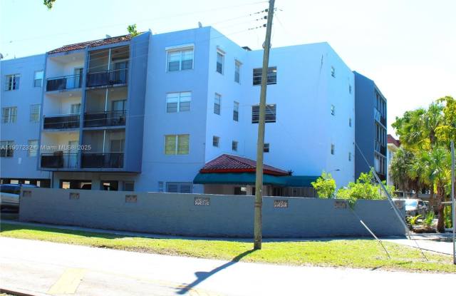 13685 NE 10th Ave photos photos