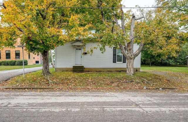 203 W Warfield Street - 203 West Warfield Street, Elizabethtown, KY 42701