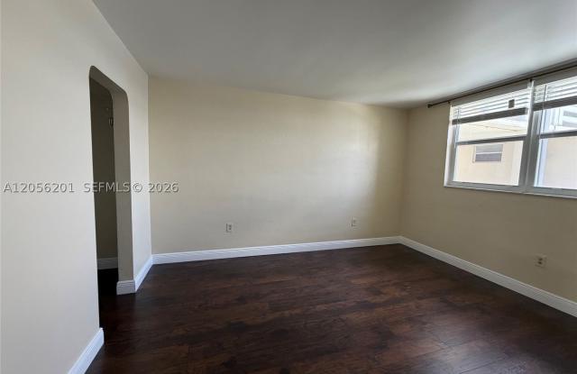 3020 Marcos Dr Gallery 2