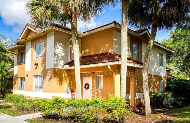 787 NW 91st Ter photos photos