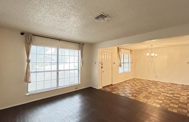 8339 Timberwilde St Gallery 4