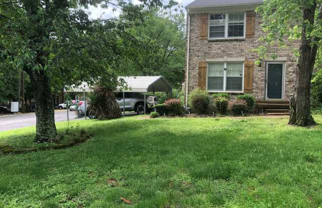 FOR LEASE - 2 Bed, 1.5 Bath, 1300sqft Townhome Gallery 3