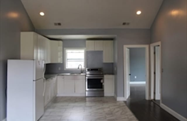 211 Green St photos photos