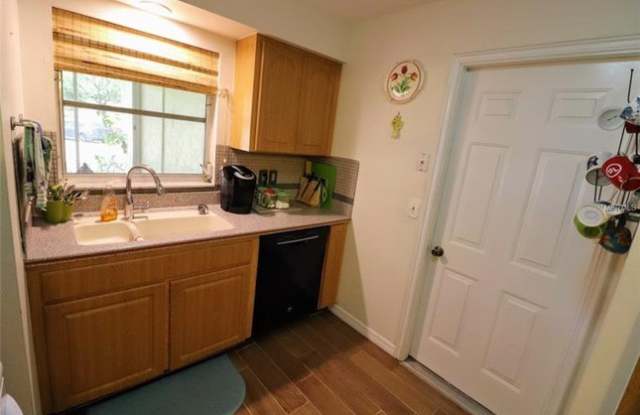 6801 60 St N Gallery 2
