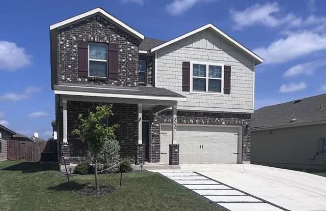 Modern New Braunfels Retreat with Country Charm & Media Room! Gallery 3
