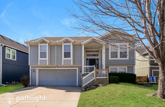 1031 North Troost Avenue - 1031 North Troost Avenue, Olathe, KS 66061