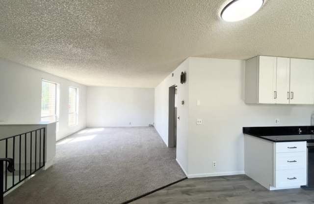 1265 E Crandall Ave - 1267 photos photos