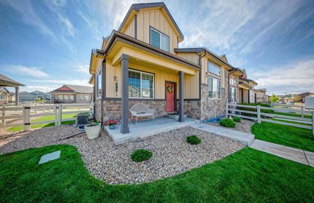 2963 Denver Dr photos photos