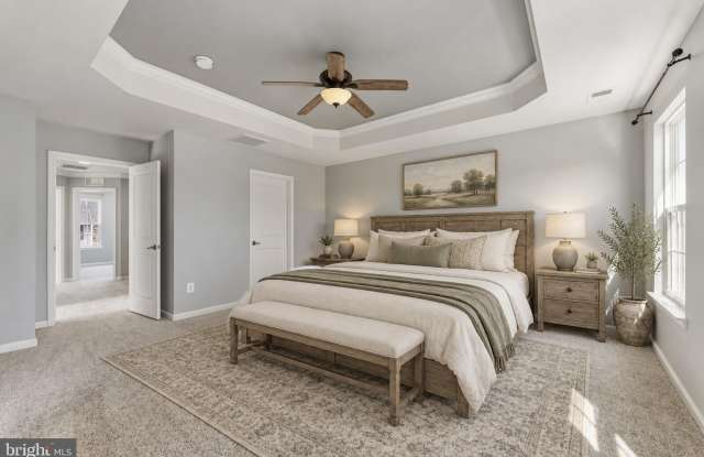 7011 DARBEY KNOLL Drive Gallery 4