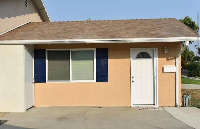 Granada Hills studio w/appliances + private laundry! photos photos