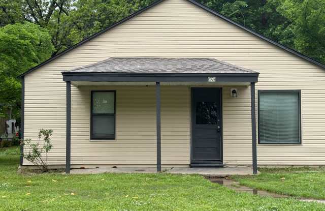 Adorable Small Broken Arrow Home, Close to the Rose District! photos photos