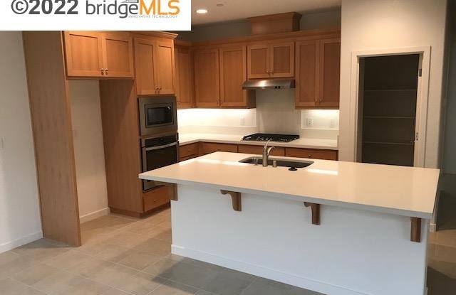 128 Willowrun Way Gallery 3