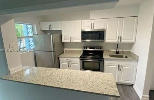 1601 S 57th Ave photos photos