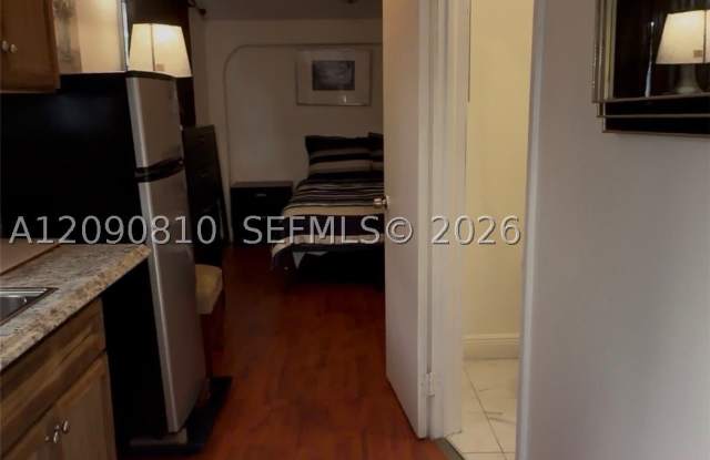 2080 Arcadia Dr Gallery 2