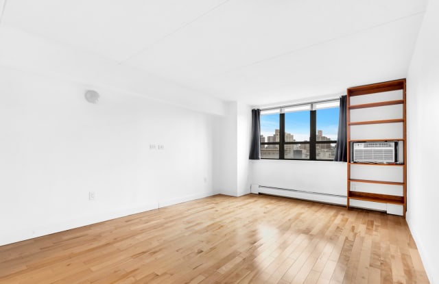 300 W 110th Street - 300 W 110th St, New York City, NY 10026