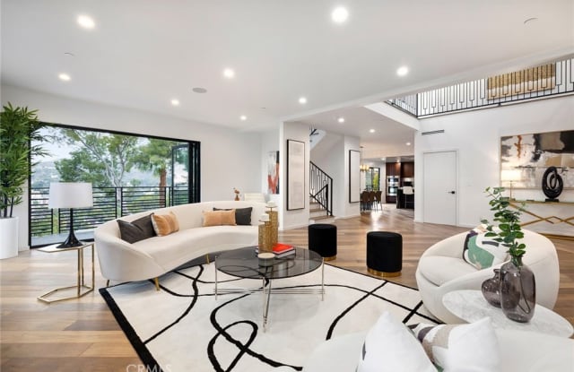2161 Argyle Avenue - 2161 Argyle Avenue, Los Angeles, CA 90068