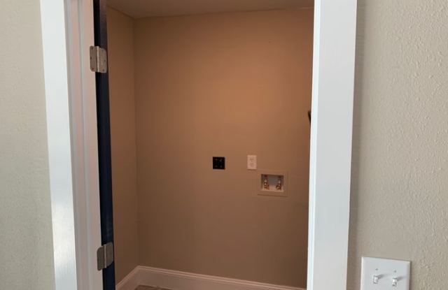 1167 Alta Vista Street Gallery 2