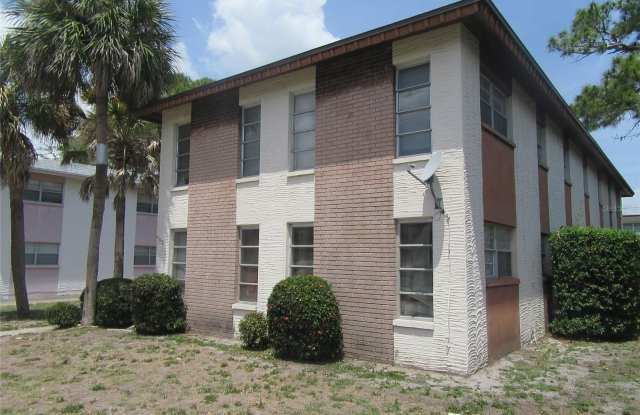 463 76TH AVENUE N photos photos