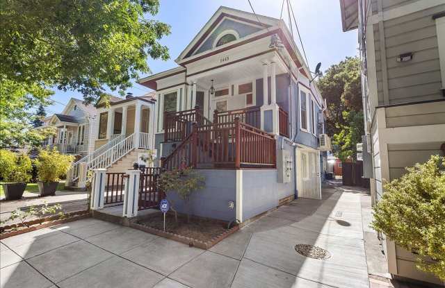 1443 Stanton St. #3 - 1 bedroom | 1 bath | Back upper unit photos photos
