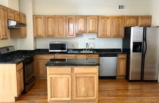 215 SOUTH ST - 215 South Street, Jersey City, NJ 07307