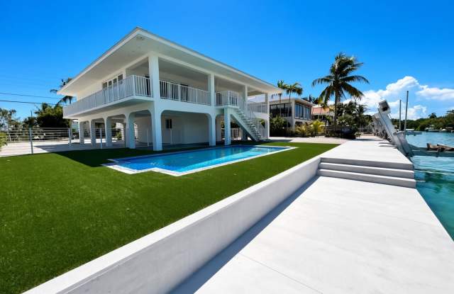 244 W Seaview Dr Gallery 1