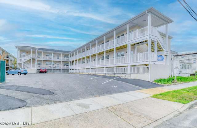 109 Mccabe Avenue unit: 102 photos photos